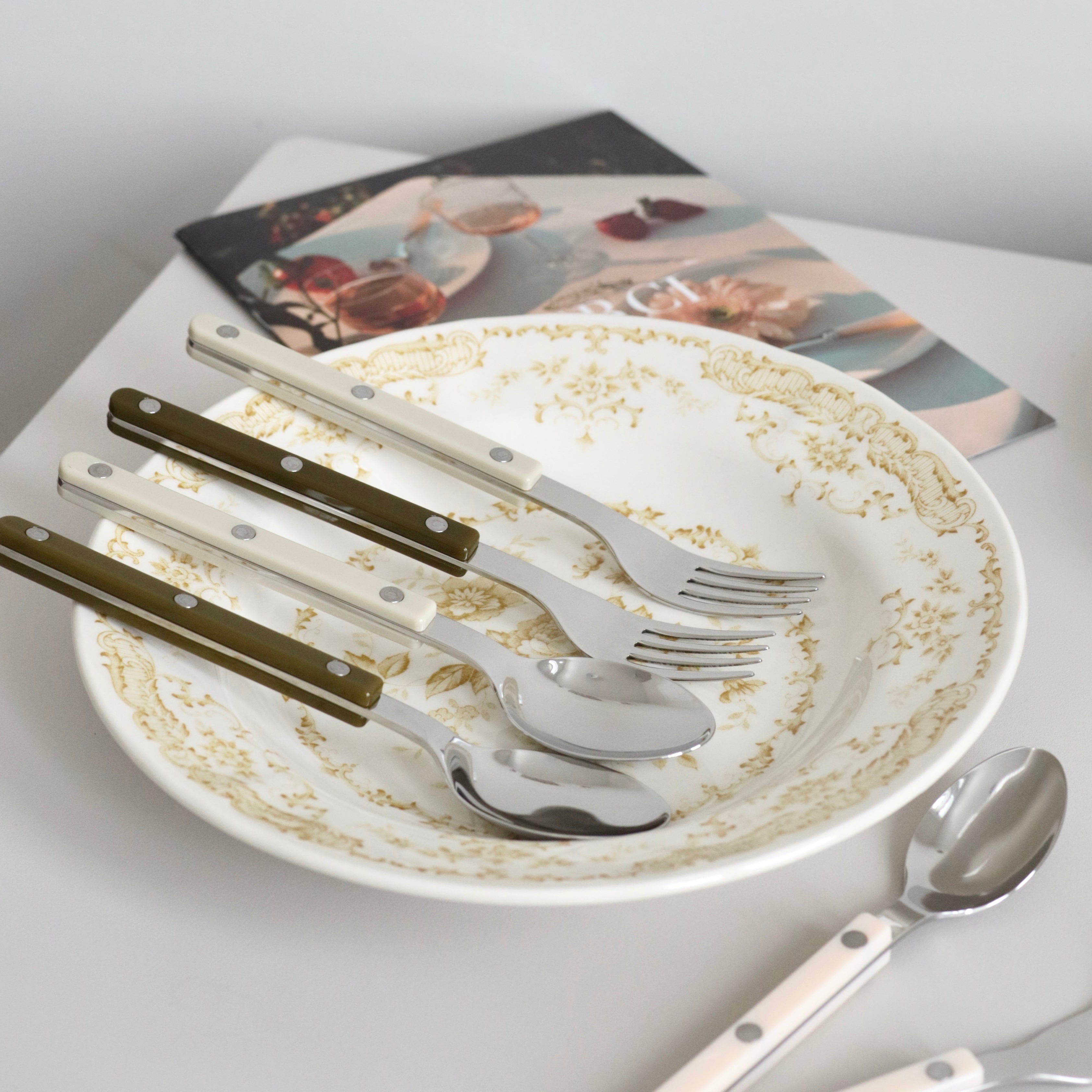 SABRE サラダフォーク4本セット The forks
