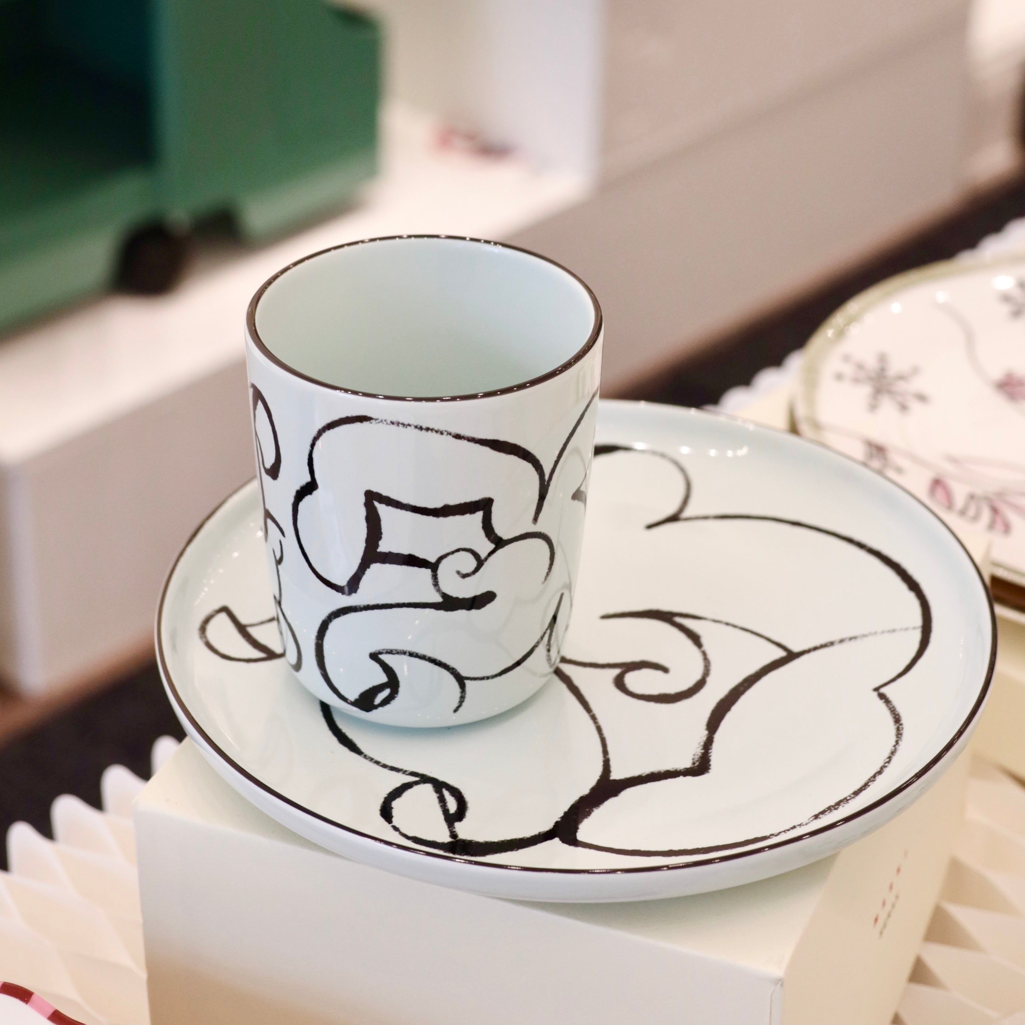 Marimekko Pistilla Mug 2.5 dl | FUNSTY Toronto