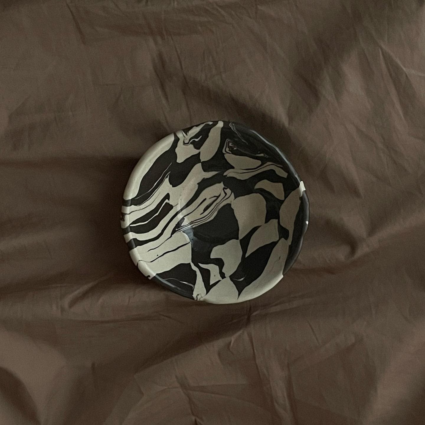 Bowl Marble Black M - Thumbnail 5