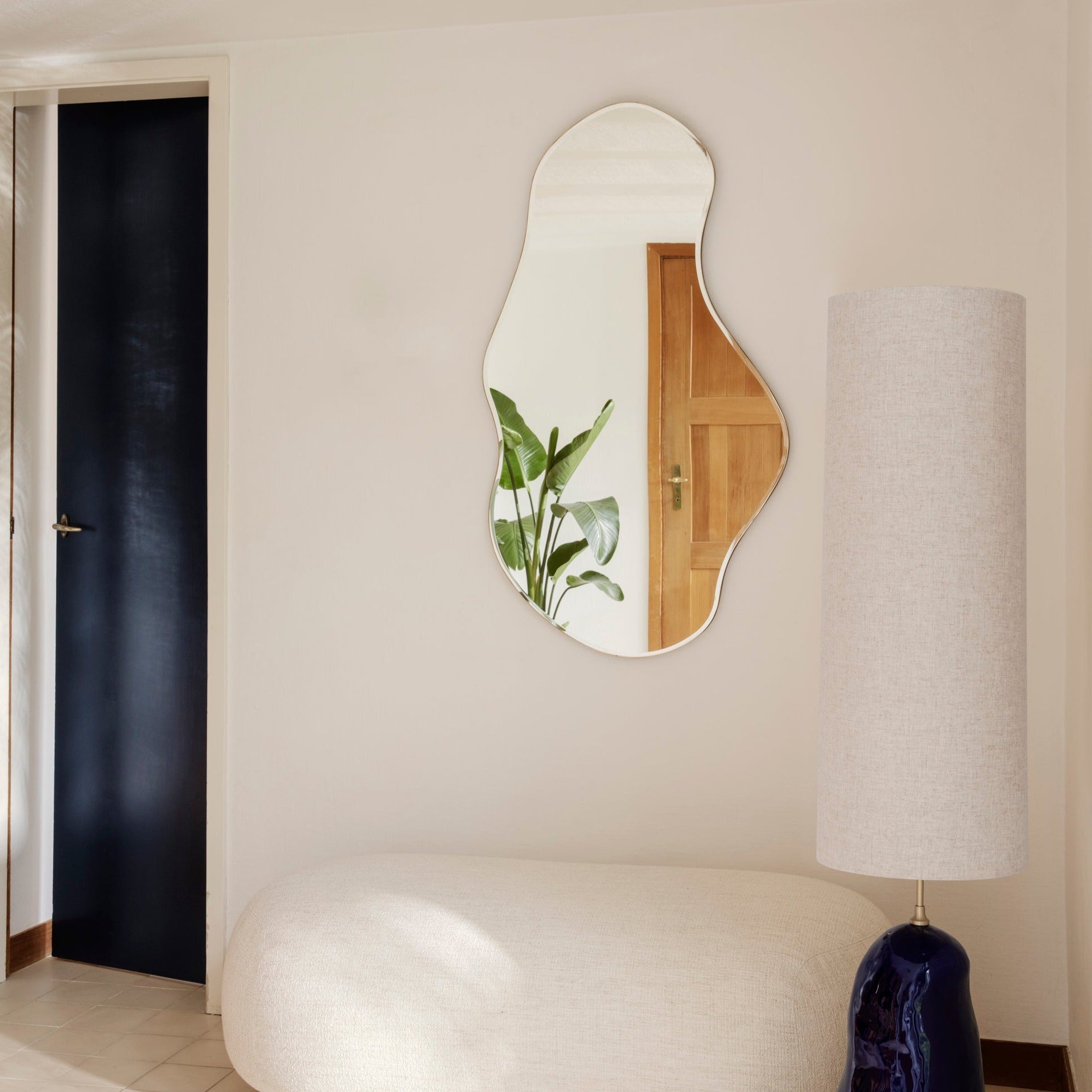 鏡 ferm LIVING Pond Mirror Large ferm LIVING Pond Mirror Dark Chrome | FUNSTY Canada