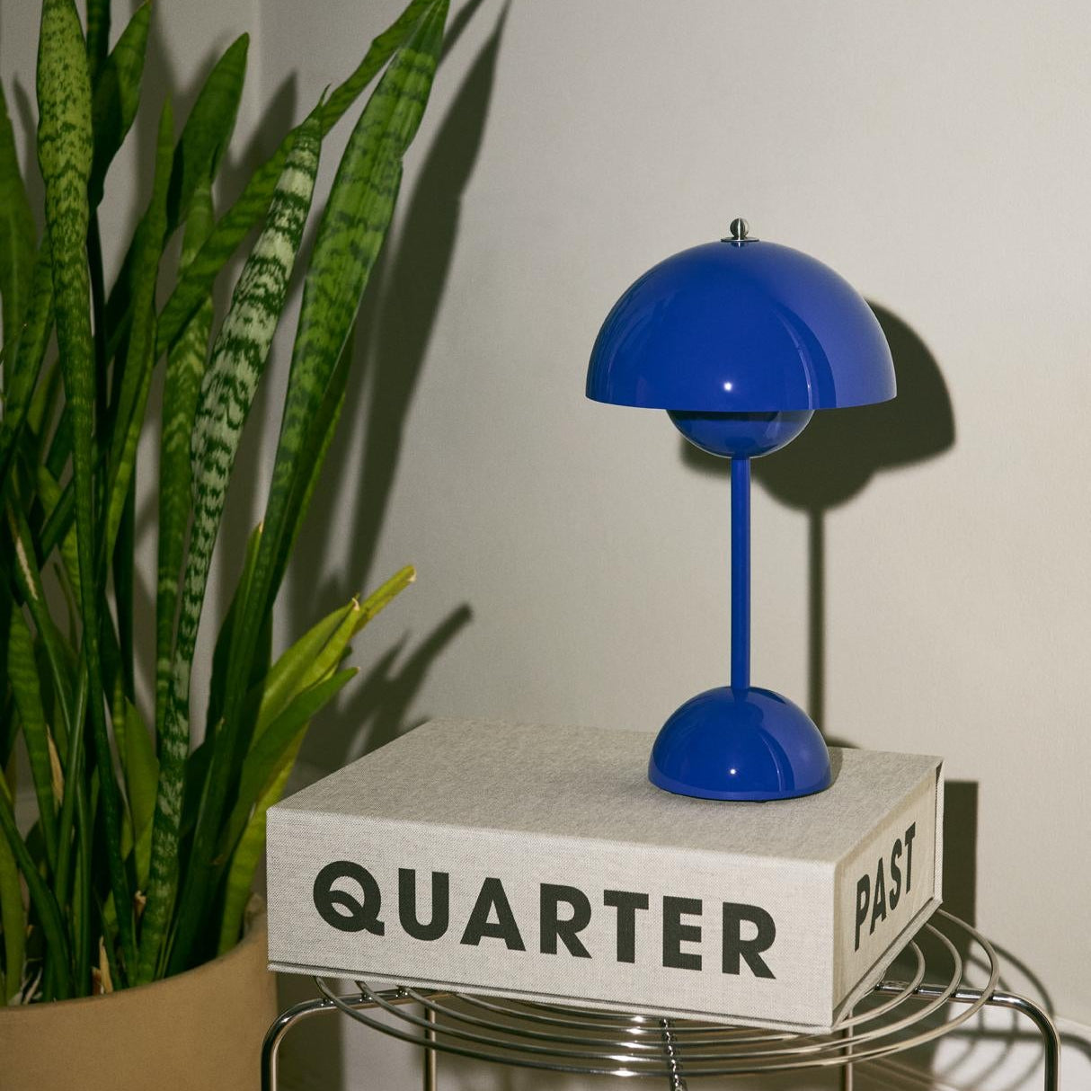 &Tradition -Flowerpot VP9 Portable Lamp - FUNSTY Toronto