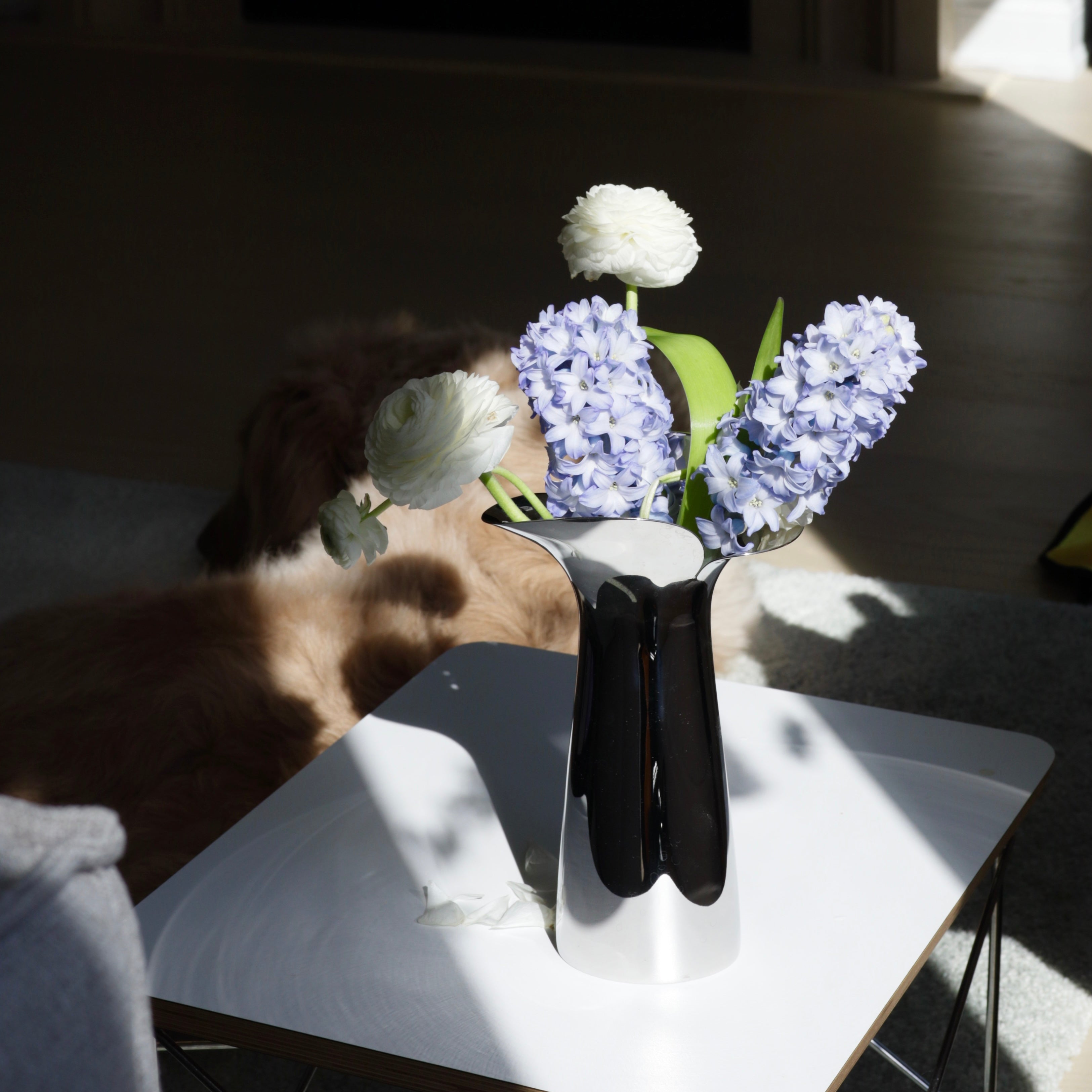 GEORG JENSEN Bloom Vase Medium - FUNSTY