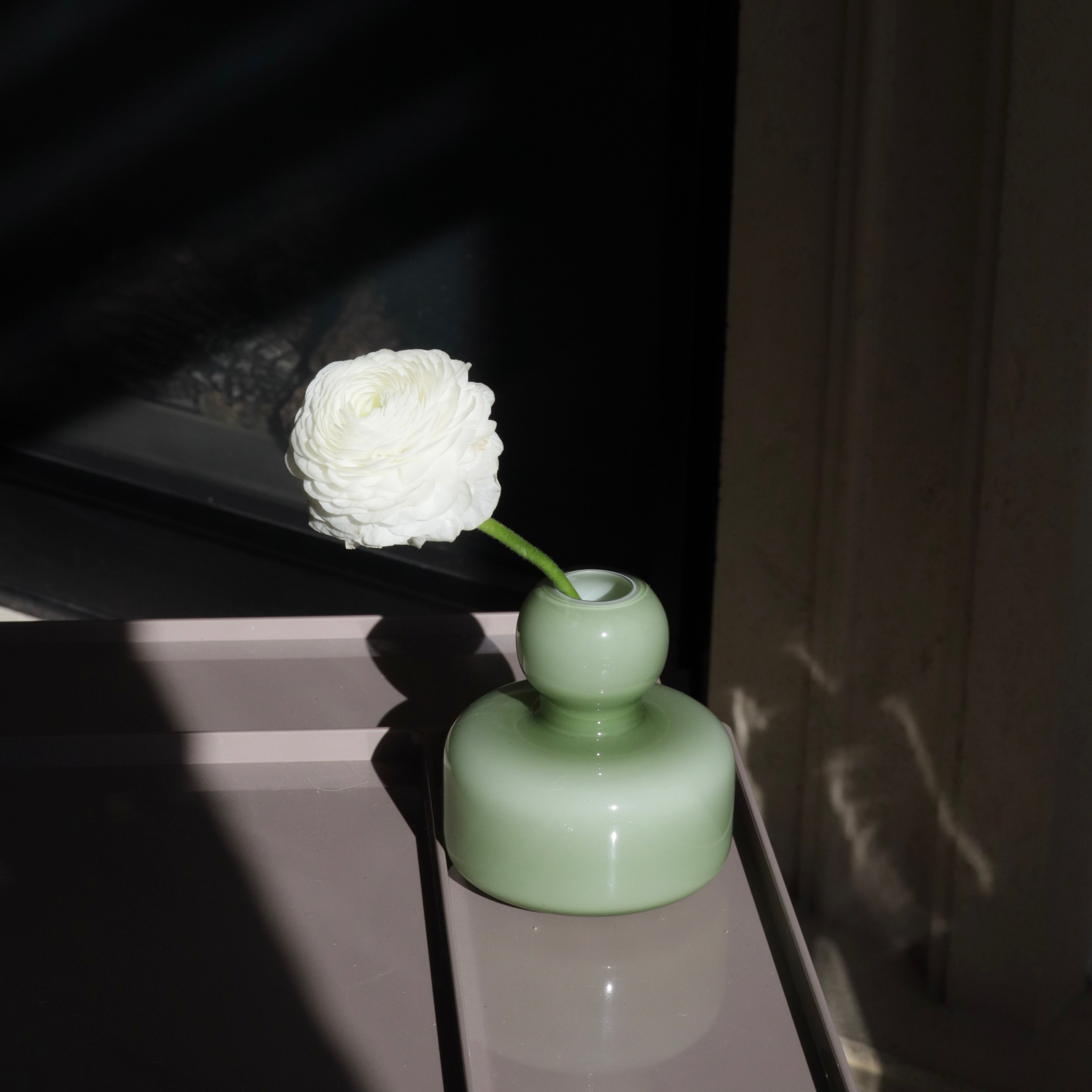 Marimekko Flower Vase Olive | FUNSTY