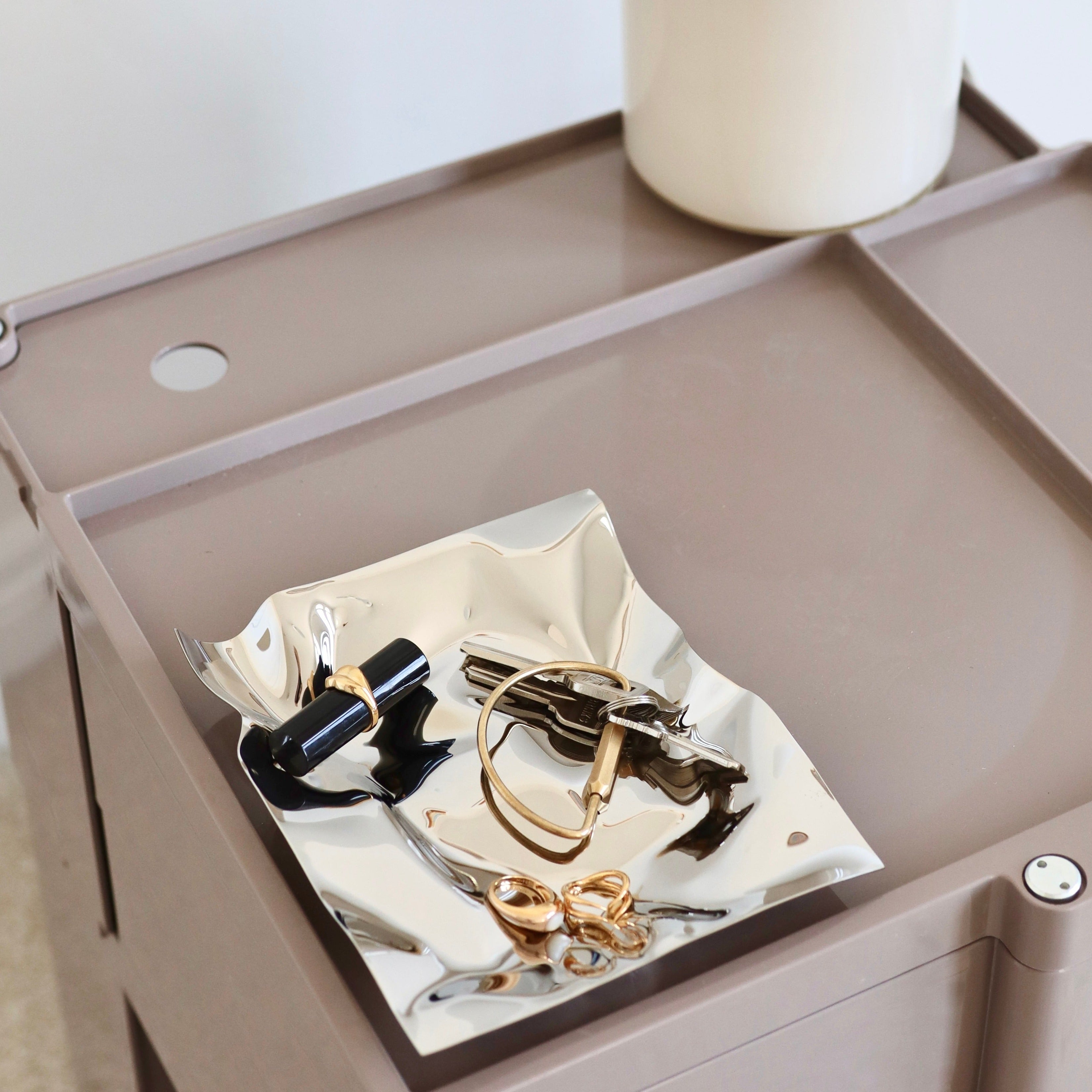   Panton Tray S パントン トレイ パントン (PANTON) トレイ (S) - ポリッシュ仕上げのステンレス