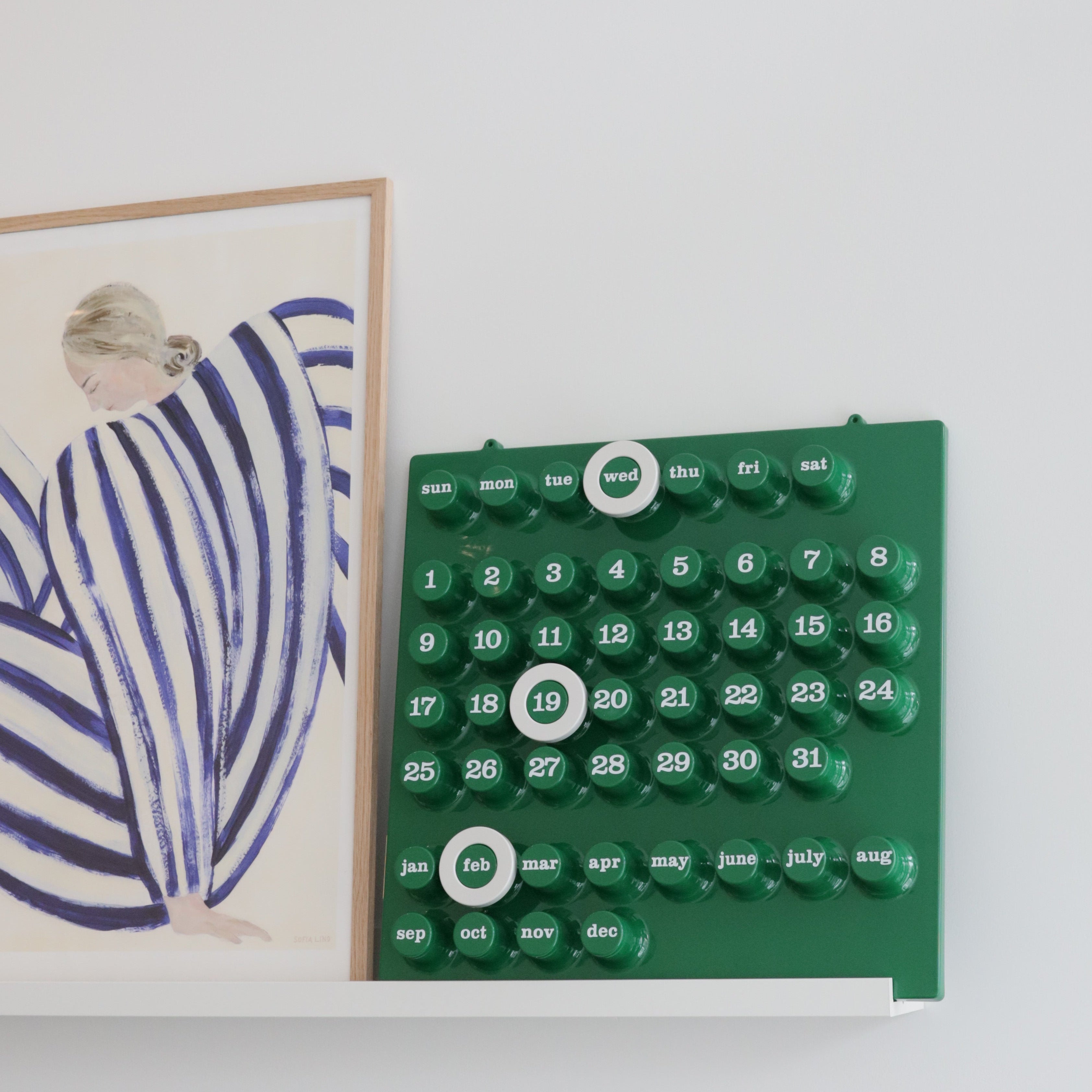Ring-A-Date Perpetual Wall Calendar Green - FUNSTY Toronto