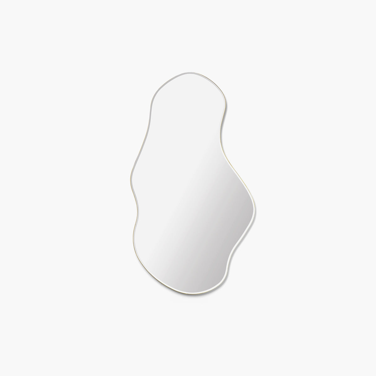 Ferm Living Pond Mirror ブラス　Lサイズ Ferm Living Pond Mirror Brass | FUNSTY Canada